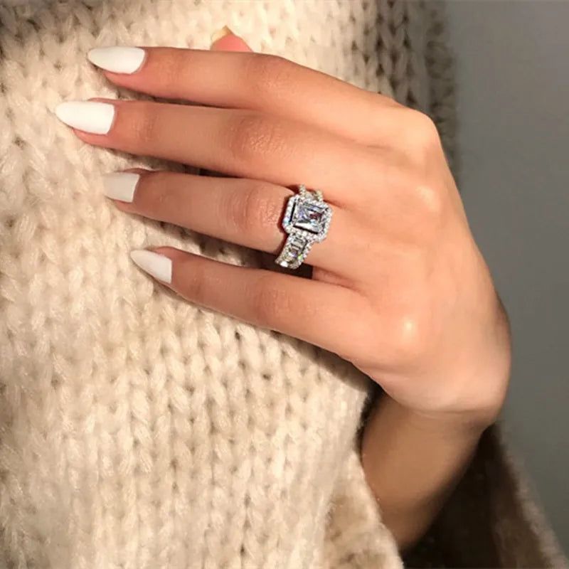 Luxury Metal Square White Zircon Ring