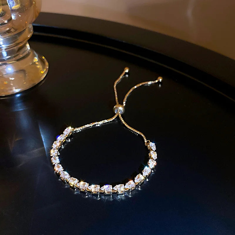 Adjustable Water Droplet Shape Zircon Bracelet