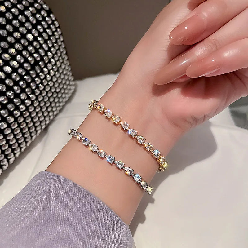 Adjustable Water Droplet Shape Zircon Bracelet